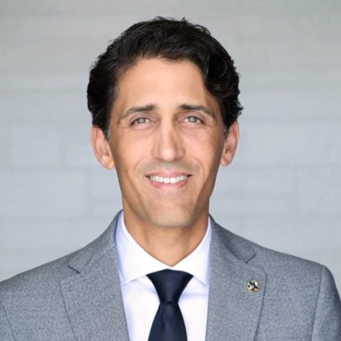 Dr. Naisohn Arfai, MD